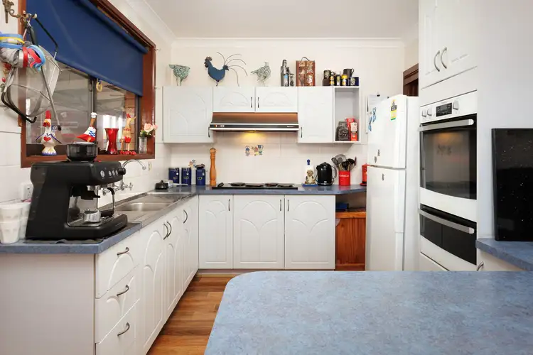 Fifth view of Homely house listing, 31 Jillico Avenue, Tallangatta VIC 3700