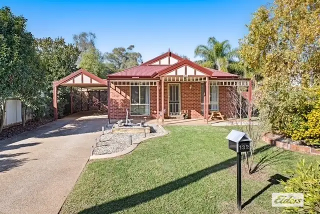132 Hammer Street, Howlong NSW 2643
