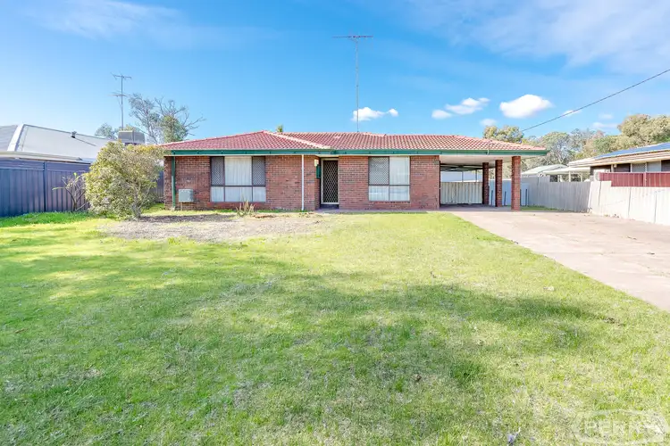 8 Moulton Street, Coodanup WA 6210