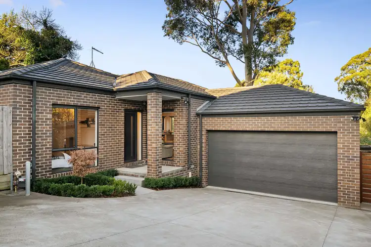 2/60 Medbury Avenue, Greensborough VIC 3088