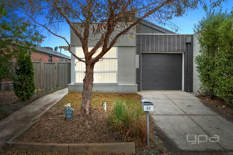 42 Parkleigh Drive, Kurunjang VIC 3337
