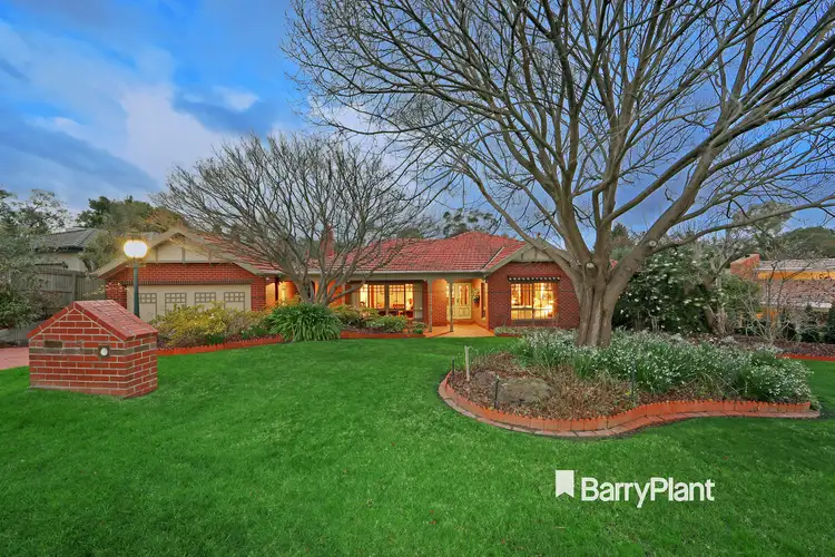 5 Candlebark Quadrant, Rowville VIC 3178