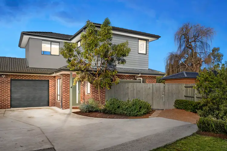 4 Ode Place, Mooroolbark VIC 3138