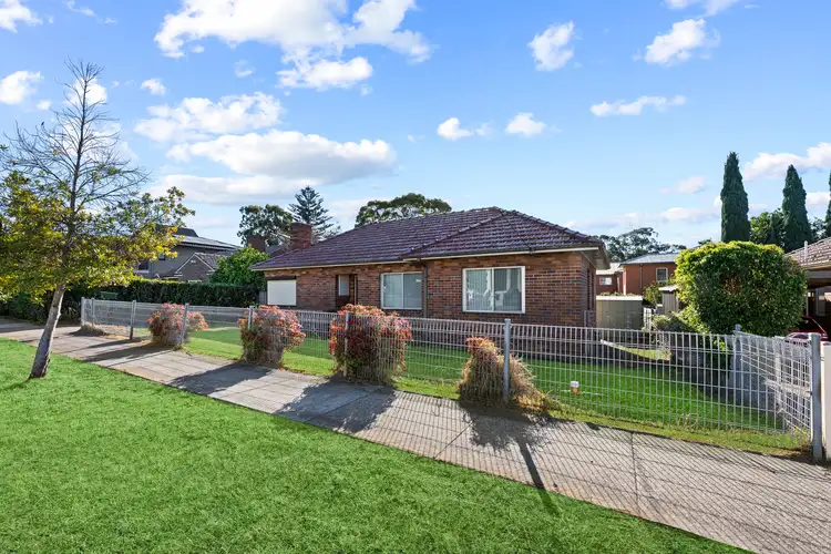 4 Curtin Avenue, Abbotsford NSW 2046