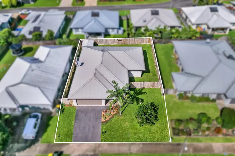 17 Ainscow Drive, Bentley Park QLD 4869