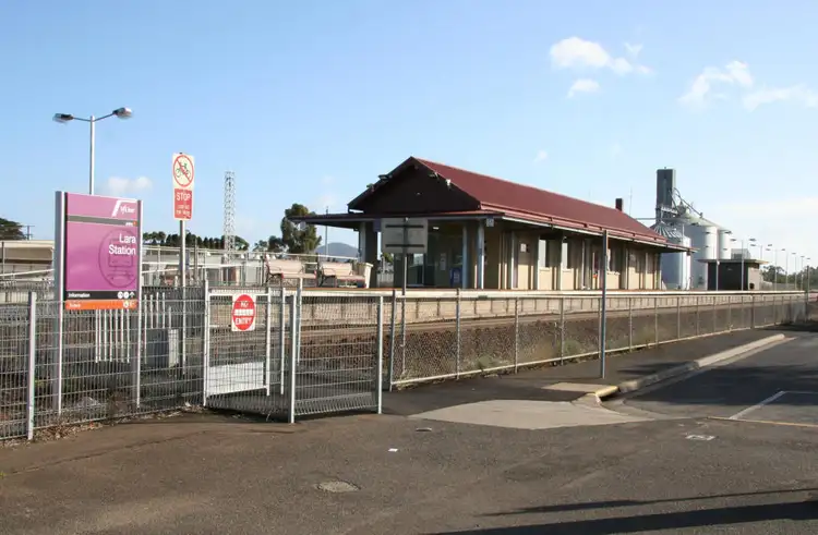 Fifth view of Homely rural property listing, 35 Links Street, Lara VIC 3212