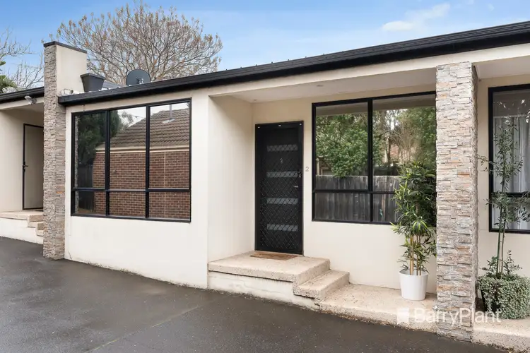 Main view of Homely unit listing, 2/5 James Street, Heidelberg Heights VIC 3081