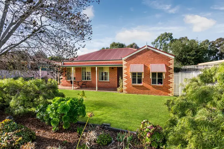 Main view of Homely house listing, 33 Mockridge Drive, Kangaroo Flat VIC 3555