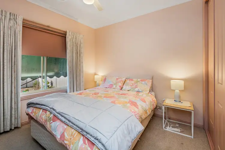 Sixth view of Homely house listing, 33 Mockridge Drive, Kangaroo Flat VIC 3555