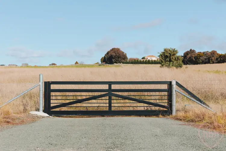 8 Malbec Drive, Murrumbateman NSW 2582
