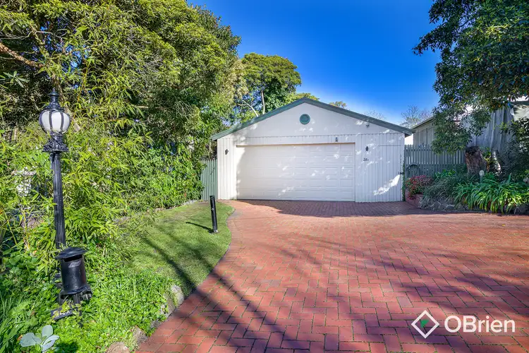 2/24 Bembridge Avenue, Frankston South VIC 3199