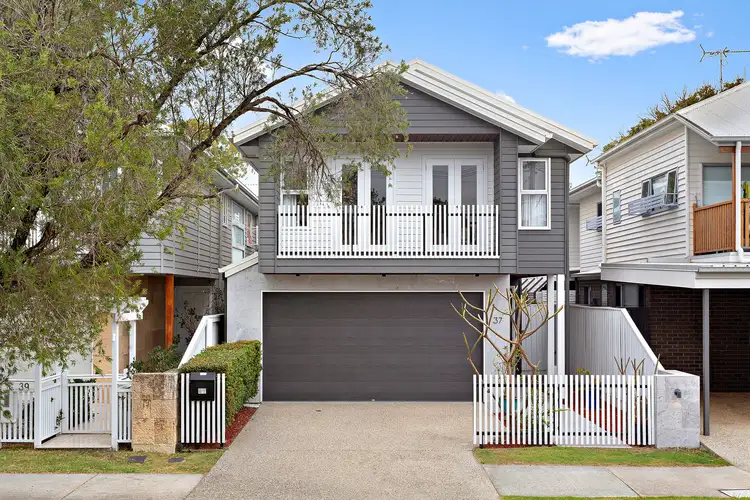 37 Jackson Street, Hamilton QLD 4007