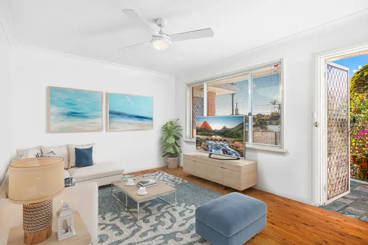 Fifth view of Homely apartment listing, 2/33 Lake Parade, East Corrimal NSW 2518