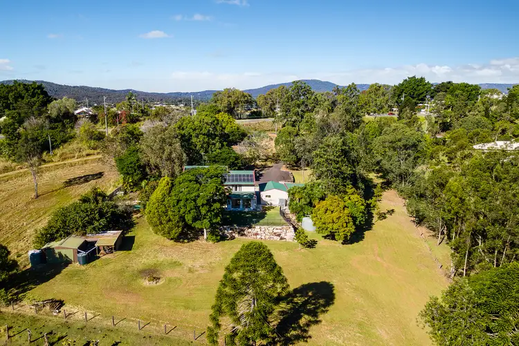 946 Eatons Crossing Road, Draper QLD 4520