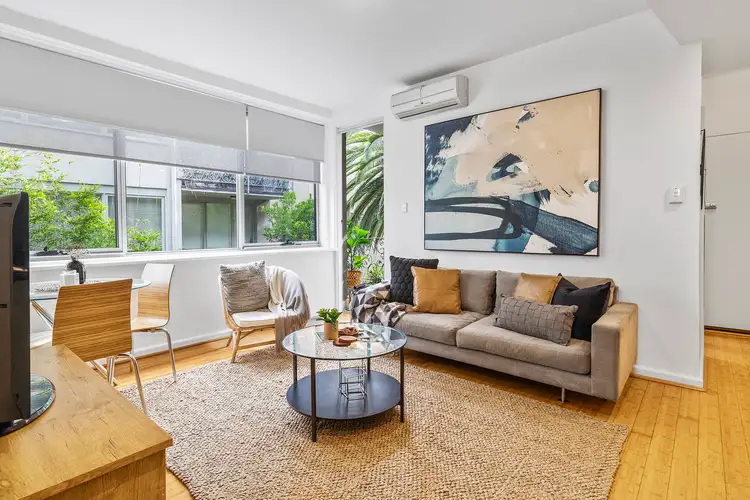 6/3-5 Coleridge Street, Elwood VIC 3184