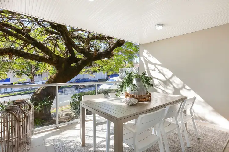 1/38 Johnston Street, Southport QLD 4215