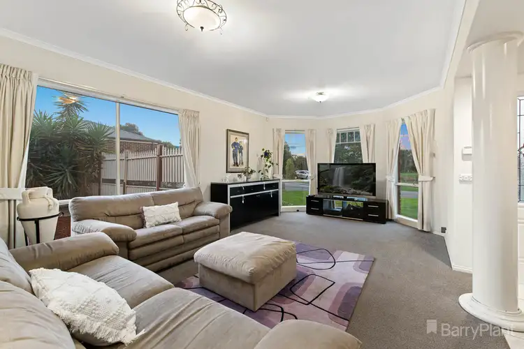 Fourth view of Homely house listing, 17-19 Brookvale Close, Beaconsfield VIC 3807