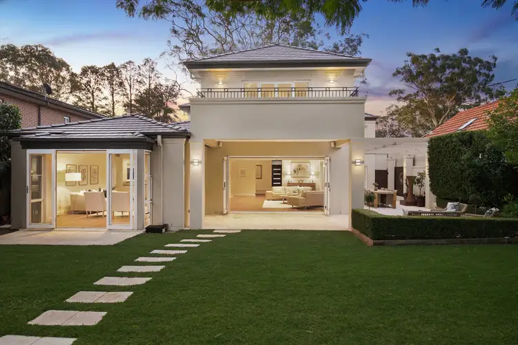 15 Browns Road, Gordon NSW 2072