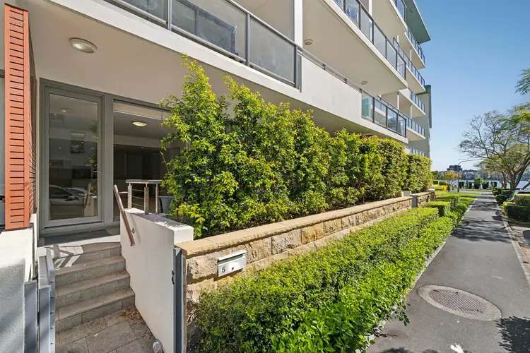 5 Jean Wailes Avenue, Rhodes NSW 2138