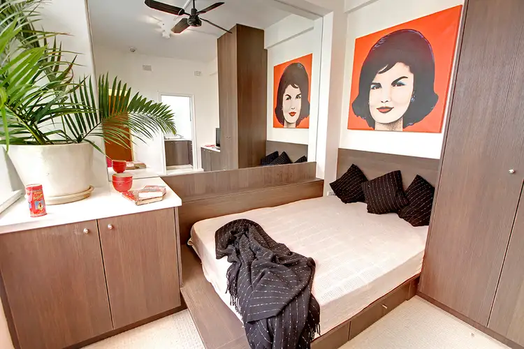 110/115 Macleay Street