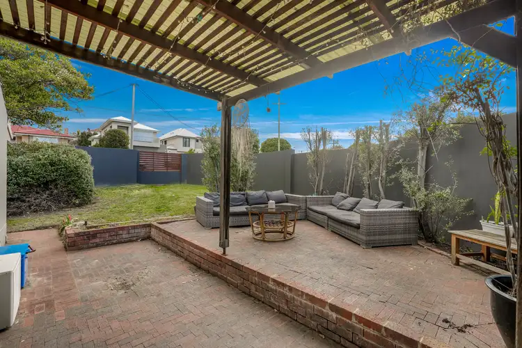 2 Dover Road, Scarborough WA 6019
