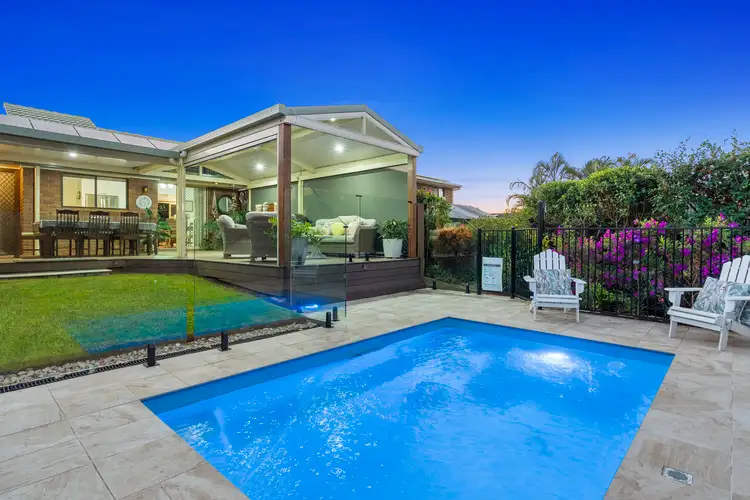 16 Sunshine Drive, Cleveland QLD 4163