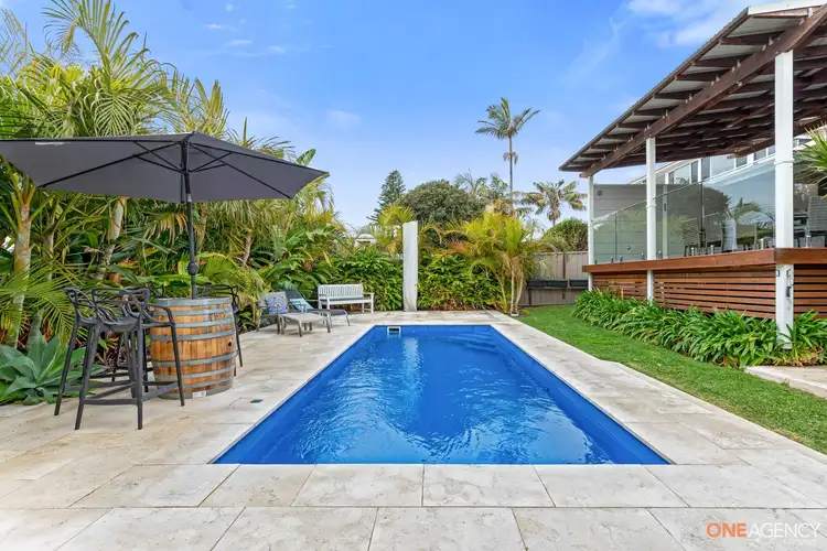 47 Macquarie Grove, Caves Beach NSW 2281