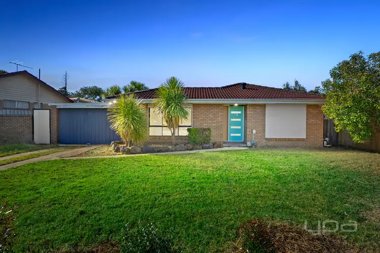 48 Quail Crescent, Melton VIC 3337