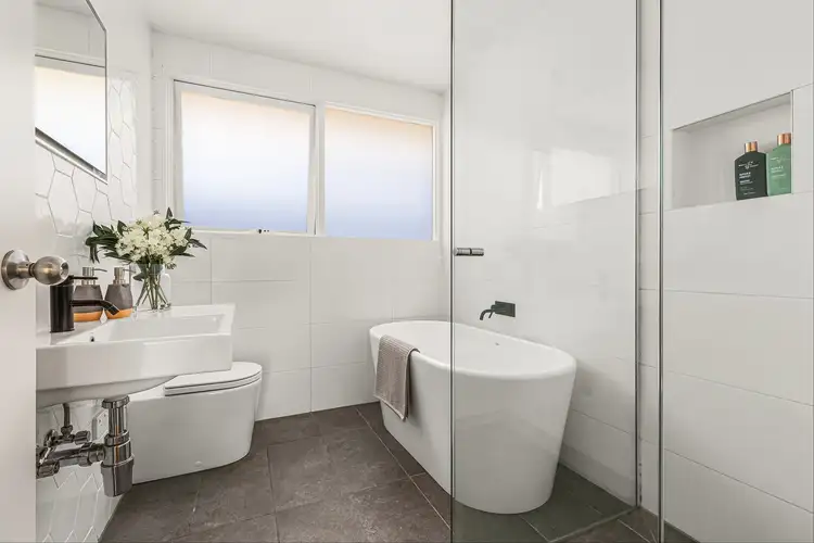 Sixth view of Homely house listing, 40 Moyangul Drive, Keilor East VIC 3033