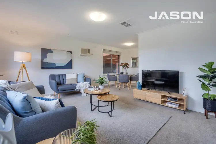 Fourth view of Homely house listing, 8 Braemer Close, Gladstone Park VIC 3043