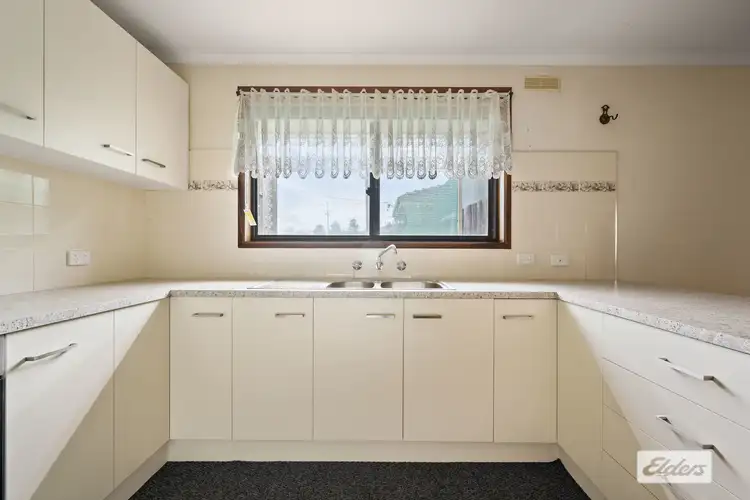 Fifth view of Homely house listing, 14 Primrose Way, Wodonga VIC 3690
