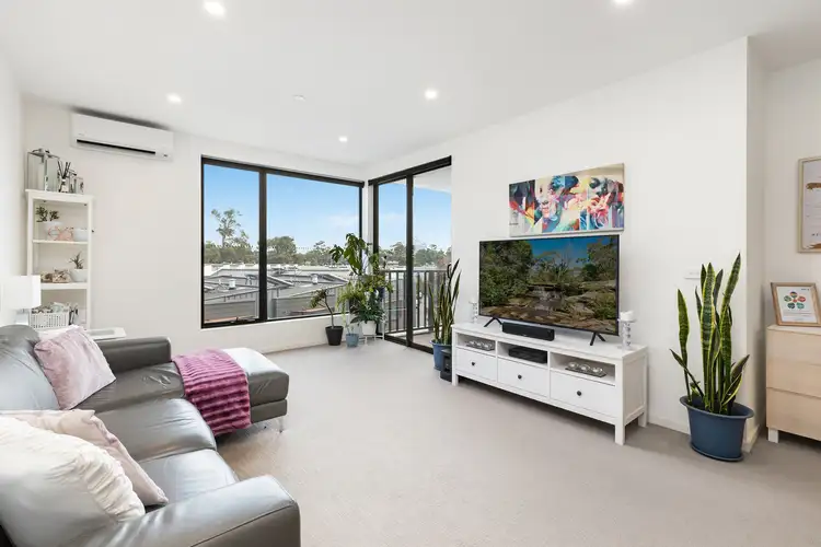 205/24 Oleander Drive, Mill Park VIC 3082