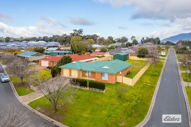 4 Samuel Street, Tangambalanga VIC 3691