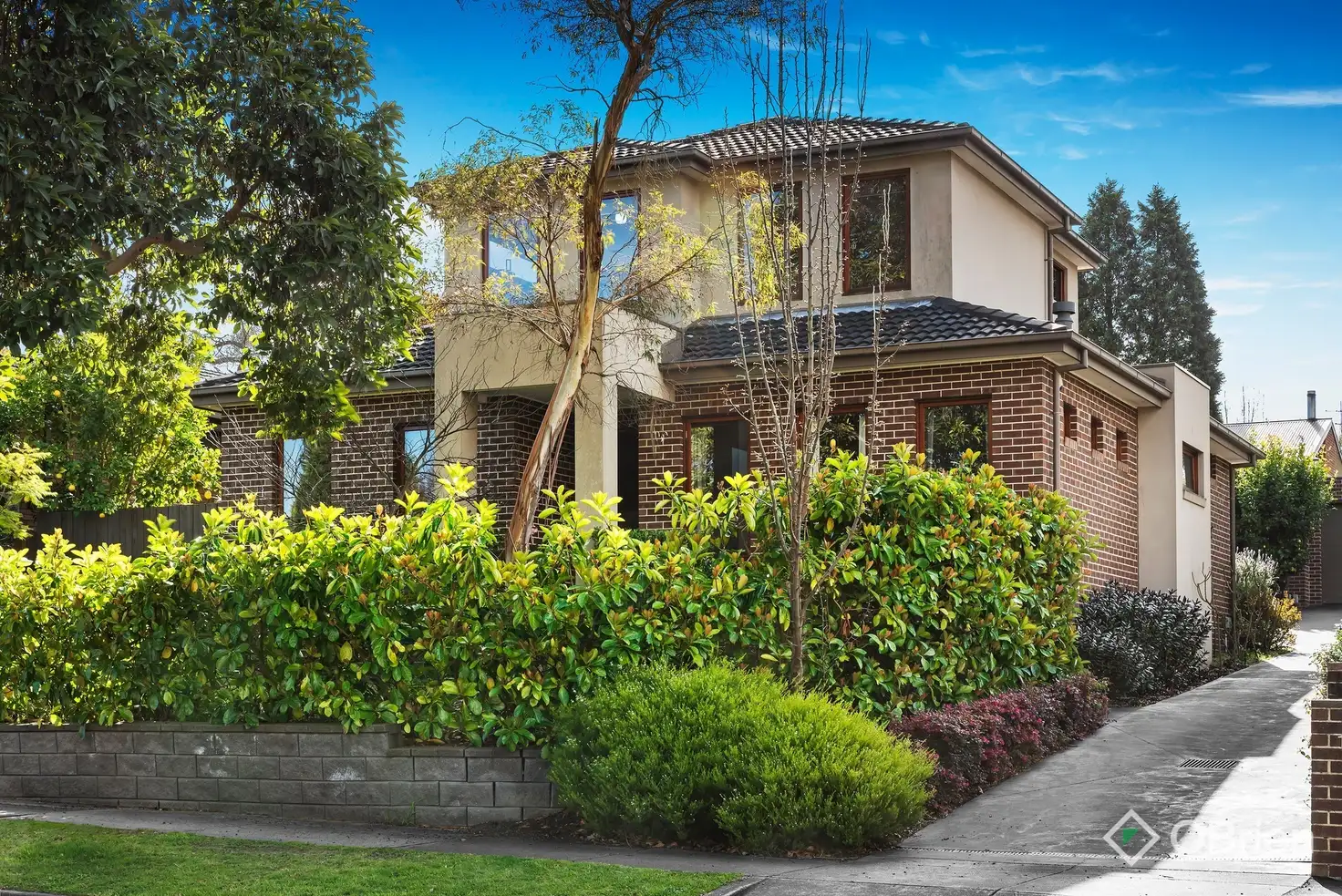 Main view of Homely townhouse listing, 1/19 Karwitha Street, Vermont VIC 3133