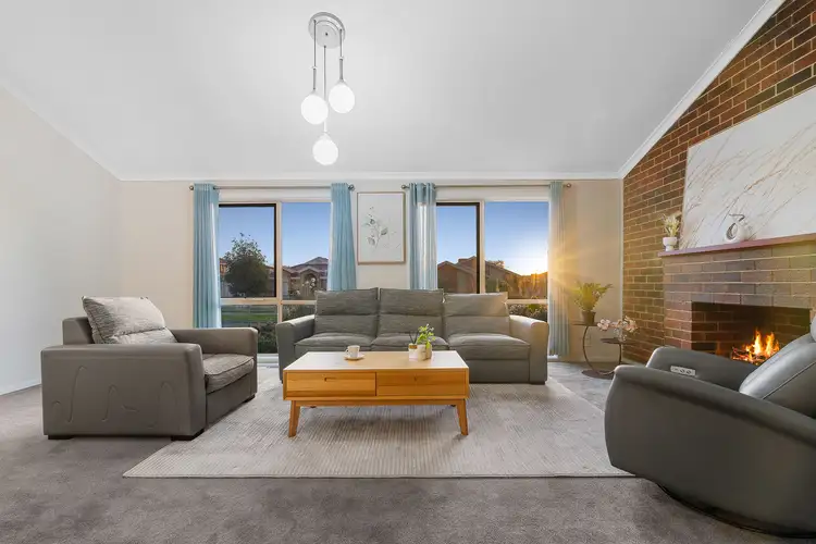 7 Bernard Hamilton Way, Rowville VIC 3178