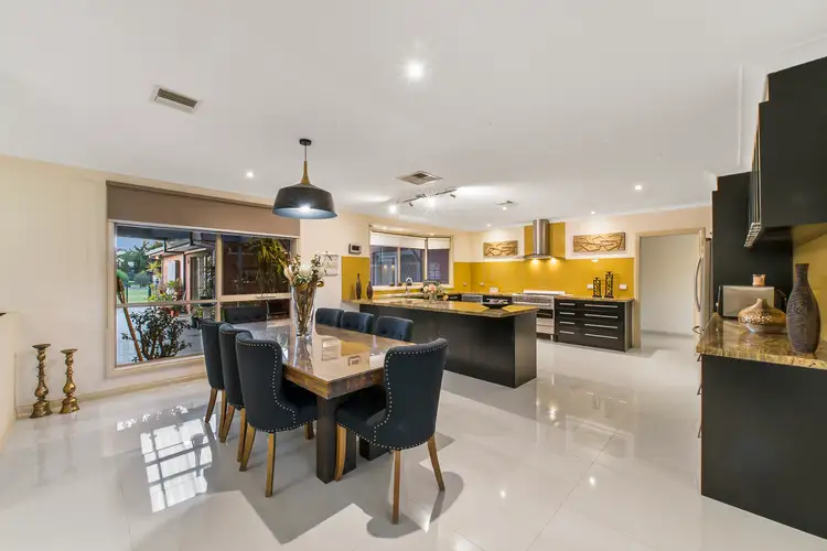 Sixth view of Homely house listing, 3 Telopea Place, Hillside VIC 3037