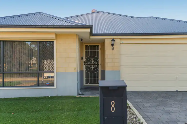 8 Bantry Drive, Maddington WA 6109
