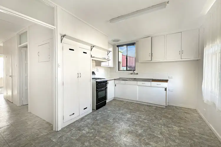 Fourth view of Homely house listing, 5 Fenton Street, Warragul VIC 3820