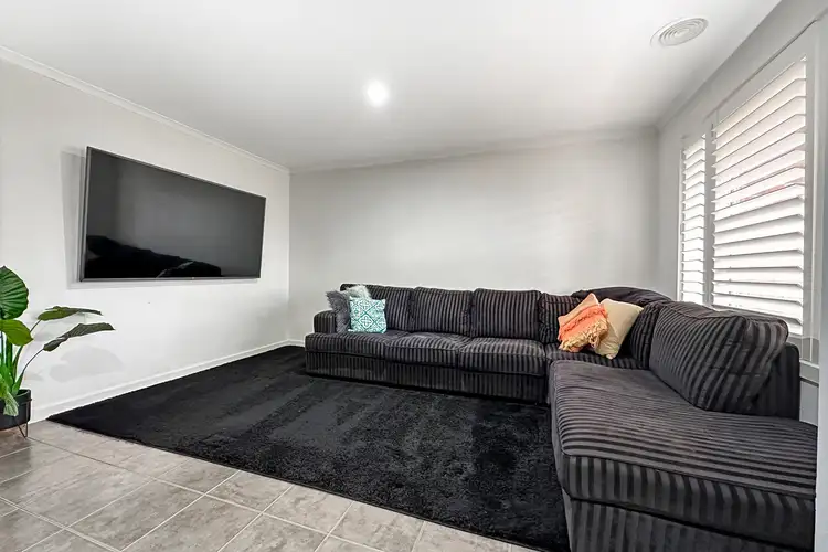 Second view of Homely house listing, 7 Blaxland Crescent, Warragul VIC 3820
