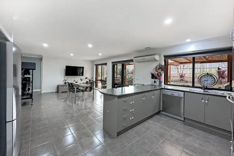 Fifth view of Homely house listing, 7 Blaxland Crescent, Warragul VIC 3820