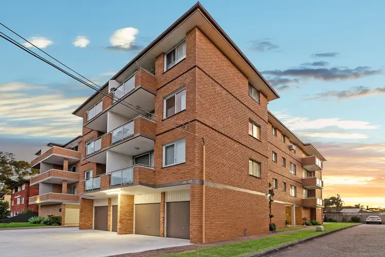 6/133 Regatta Road