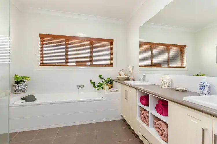 Sixth view of Homely house listing, 5 Wonderland Court, Portland VIC 3305