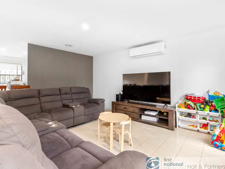 Fourth view of Homely house listing, 5 Emma Close, Drouin VIC 3818