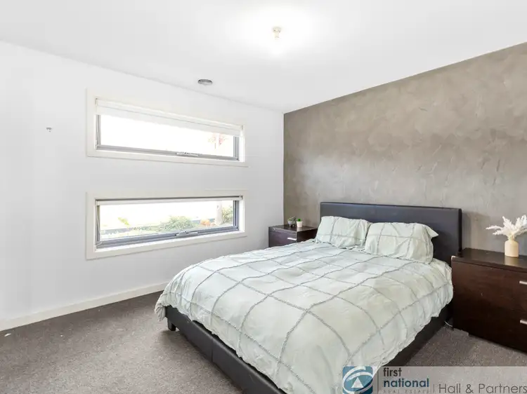 Sixth view of Homely house listing, 5 Emma Close, Drouin VIC 3818