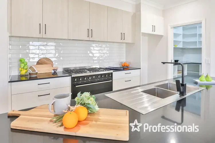 Second view of Homely house listing, 14 Springfield Drive, Mildura VIC 3500
