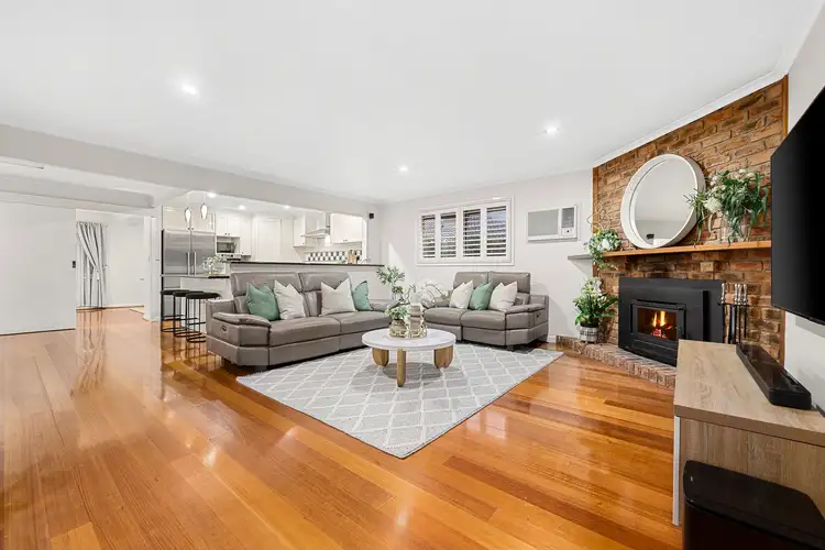 Second view of Homely house listing, 29 Linsley Way, Wantirna VIC 3152