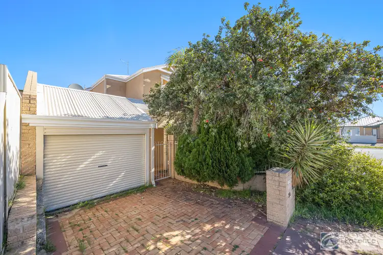 2 Doncaster Square, Currambine WA 6028