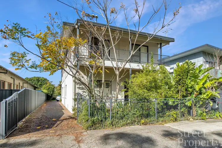 15 Thorn Road, Hamilton North NSW 2292