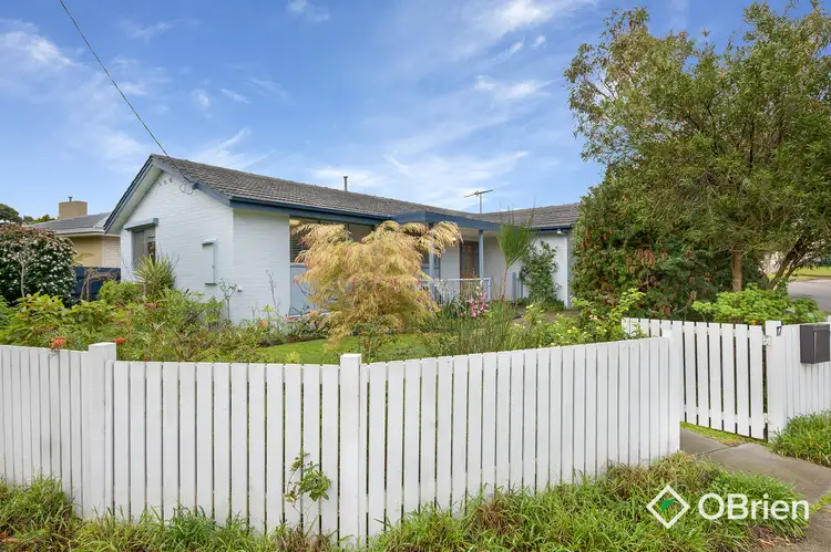 17 Karingal Drive, Frankston VIC 3199