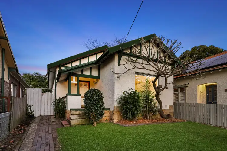 18 Farleigh Street, Ashfield NSW 2131